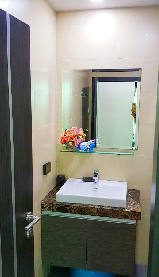 Dusit Grand Condo View Jomtien Beach Extérieur photo